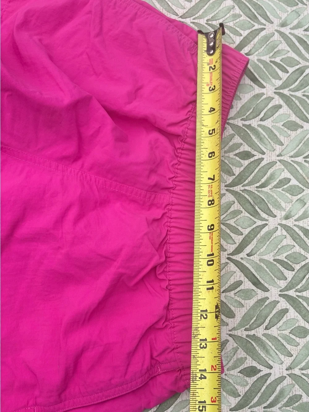 Patagonia Women’s Pink Shorts - Picture 6 of 7